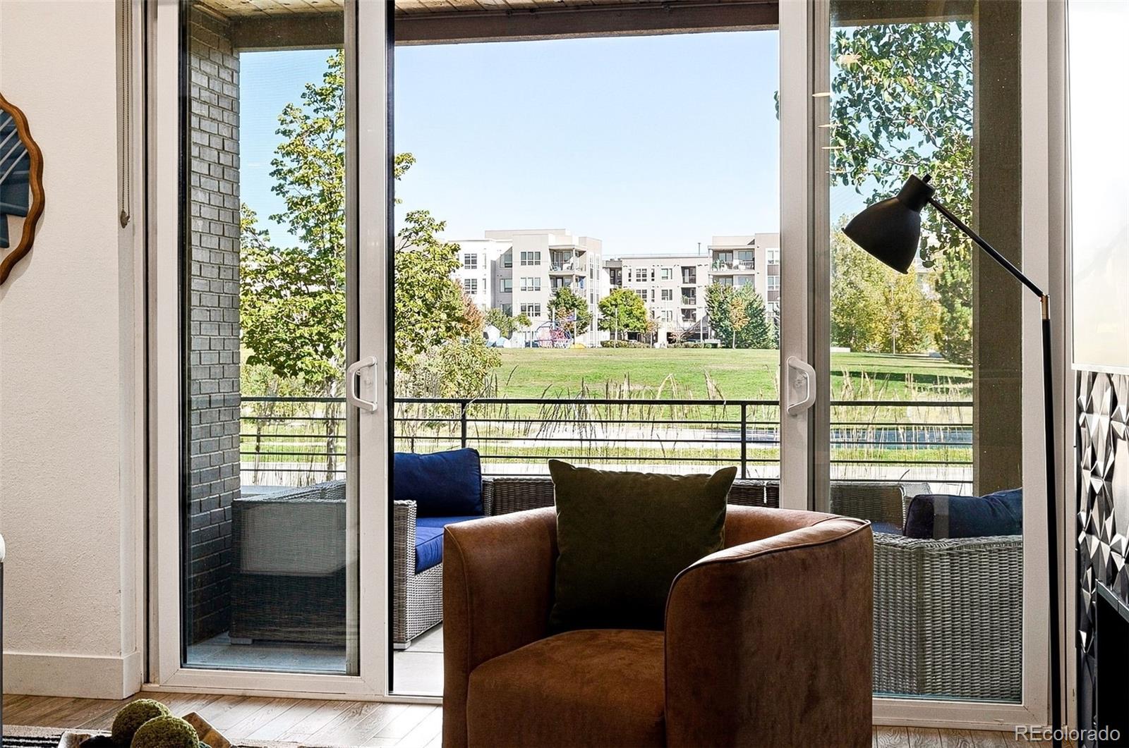 MLS Image #7 for 27 s oneida court,denver, Colorado