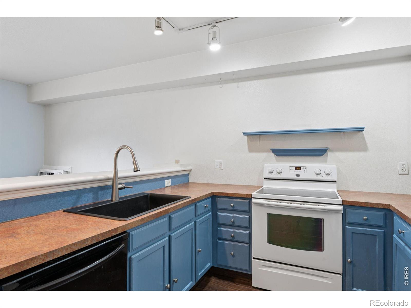 MLS Image #9 for 2610  iris avenue,boulder, Colorado