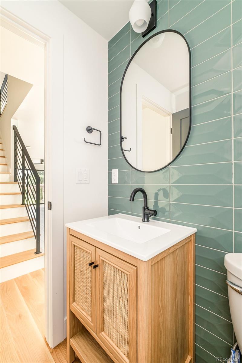 MLS Image #12 for 2417 s lafayette street,denver, Colorado