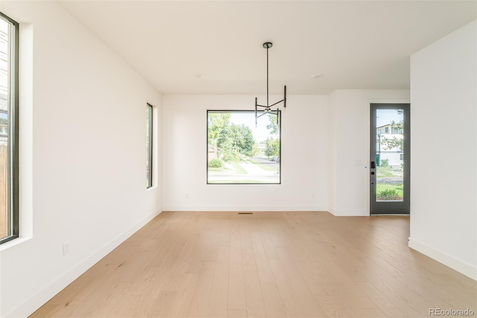 MLS Image #2 for 2417 s lafayette street,denver, Colorado