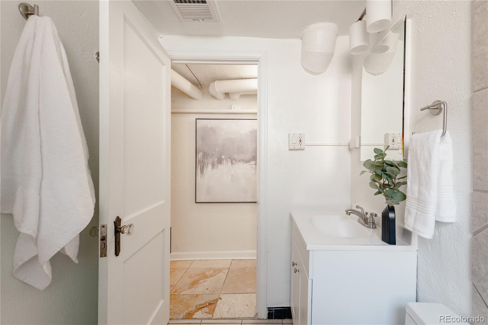 MLS Image #31 for 1409  wolff street,denver, Colorado