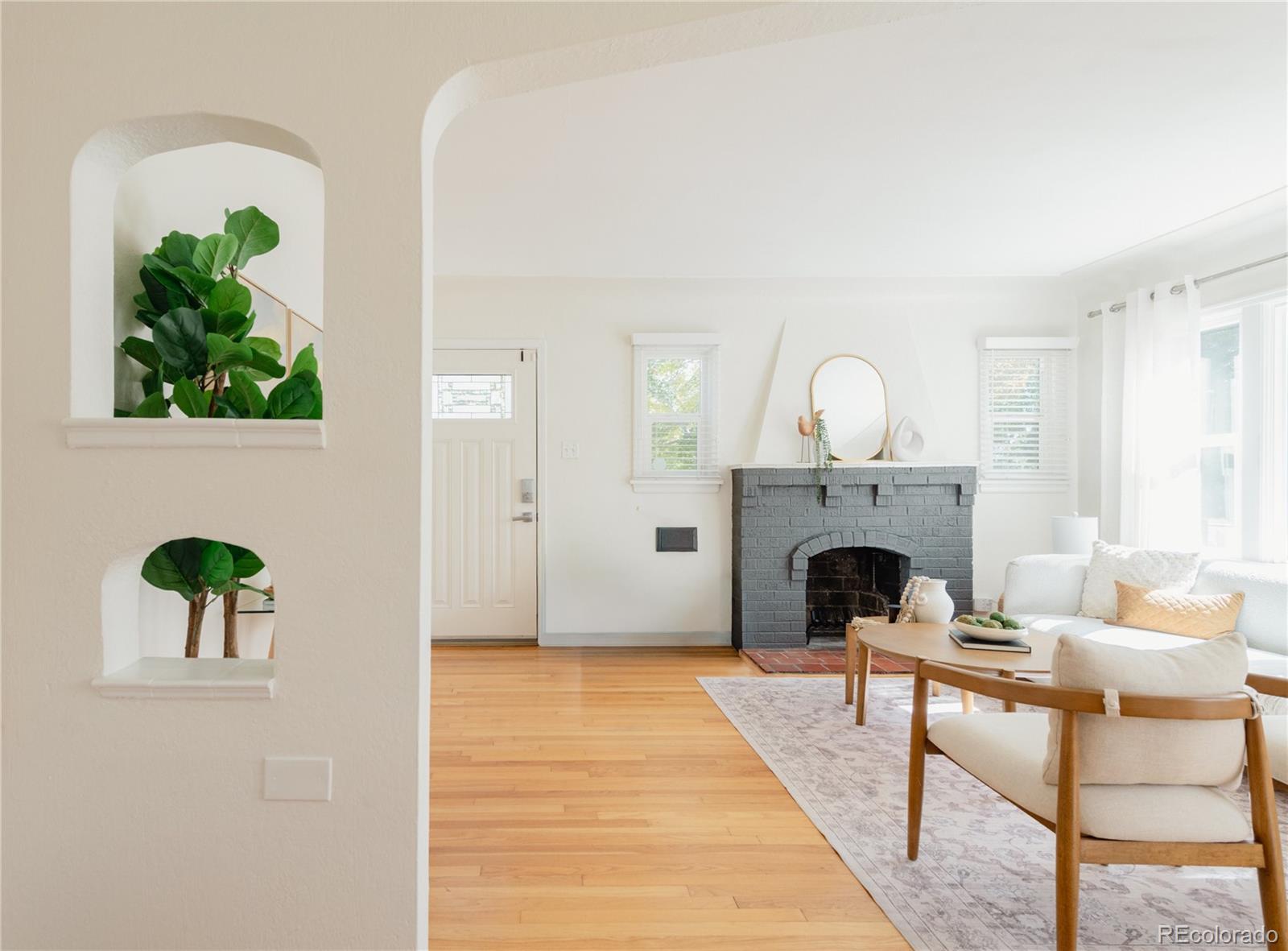 MLS Image #6 for 1409  wolff street,denver, Colorado