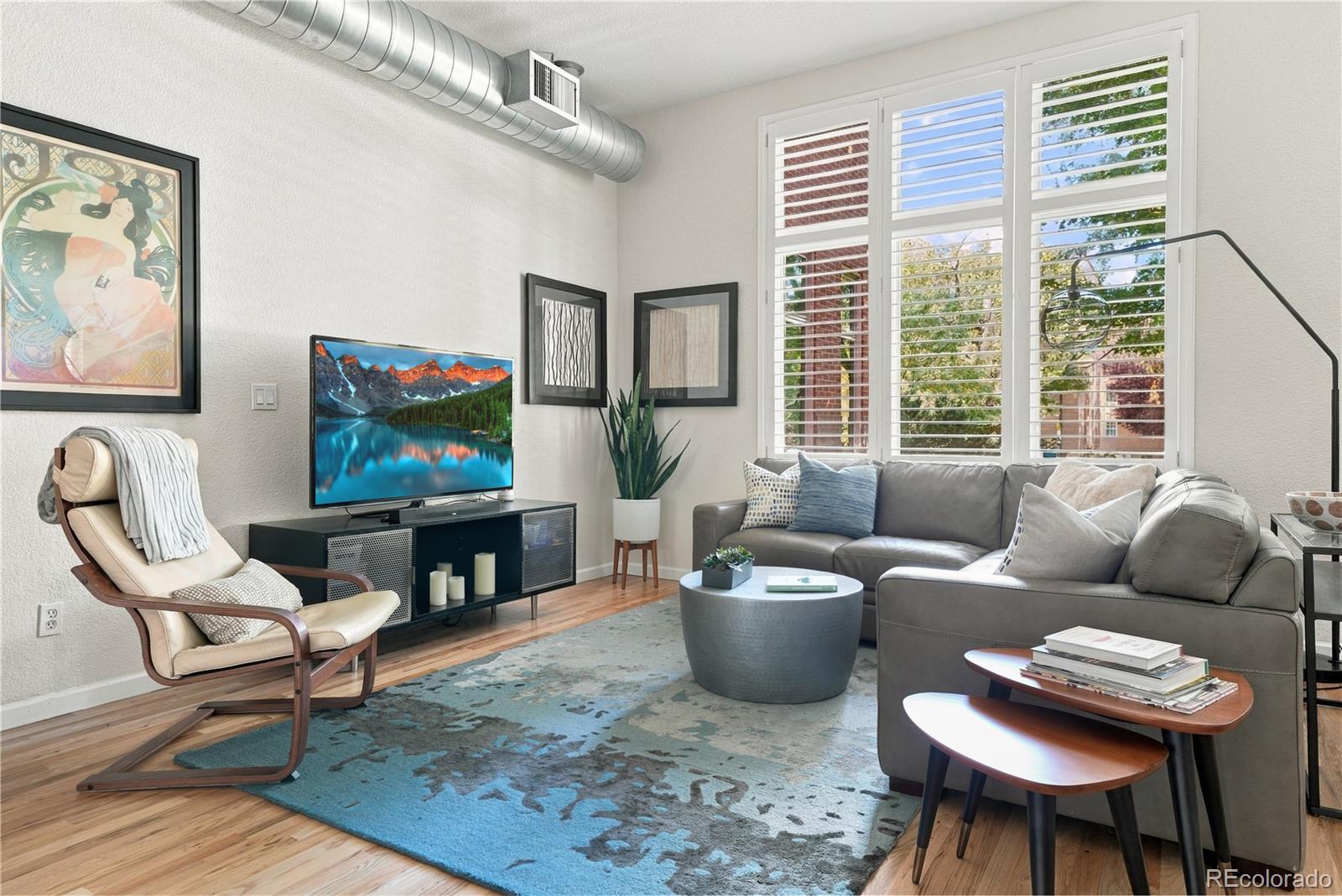 MLS Image #4 for 275  rampart way,denver, Colorado
