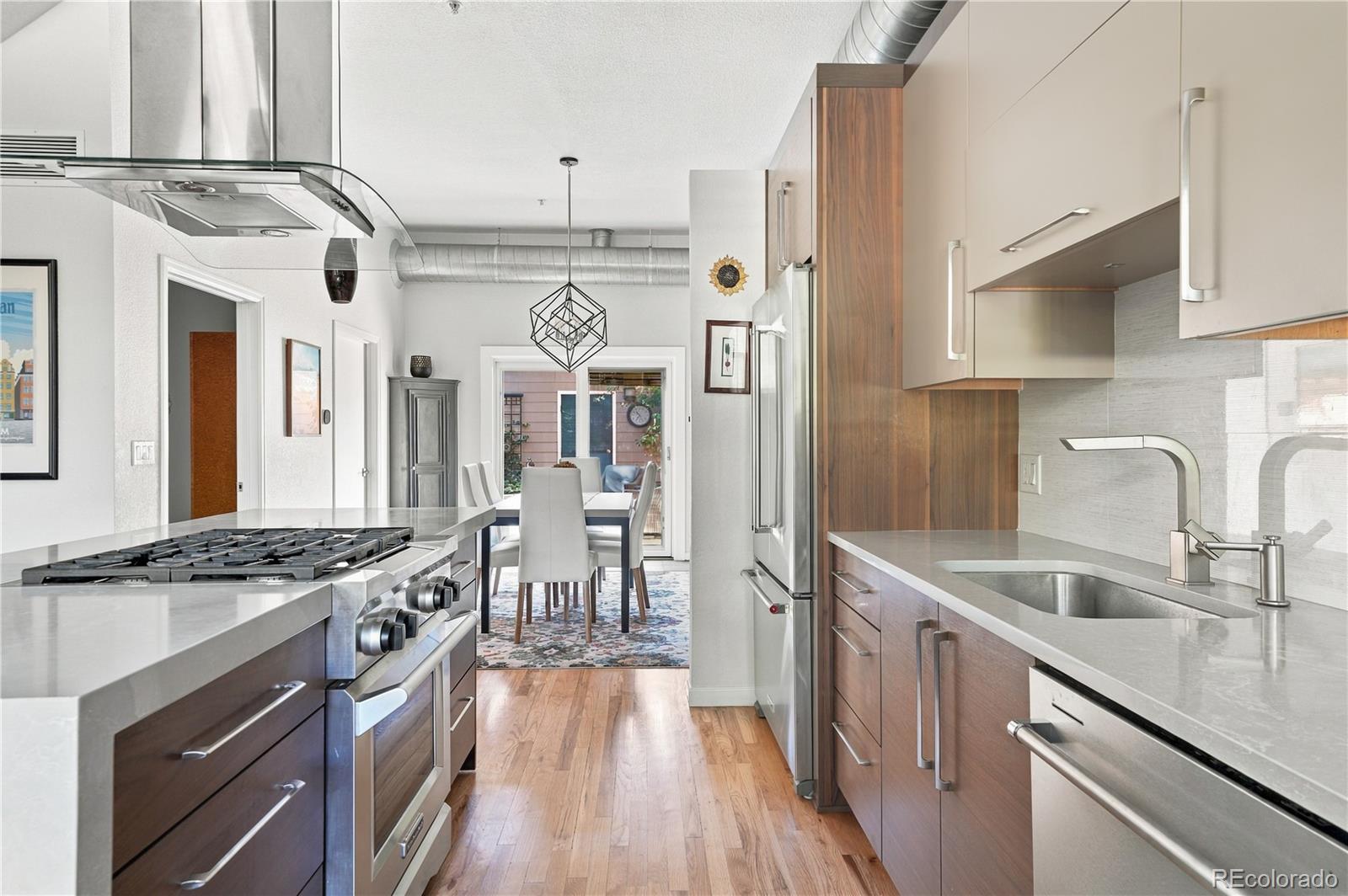 MLS Image #8 for 275  rampart way,denver, Colorado