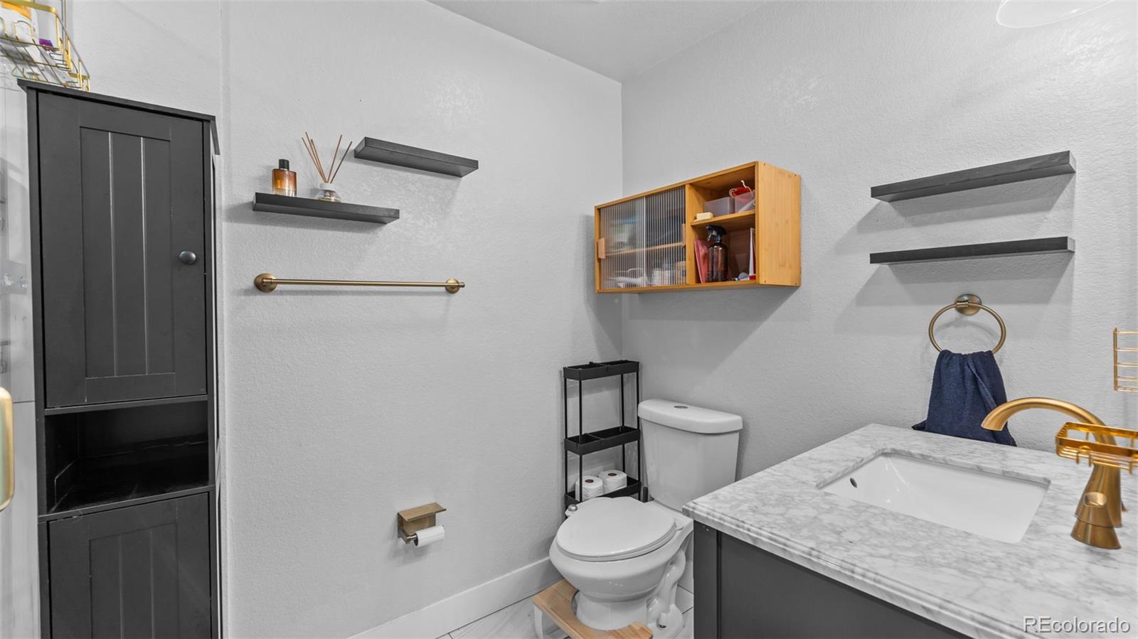 MLS Image #27 for 1380  trenton street,denver, Colorado