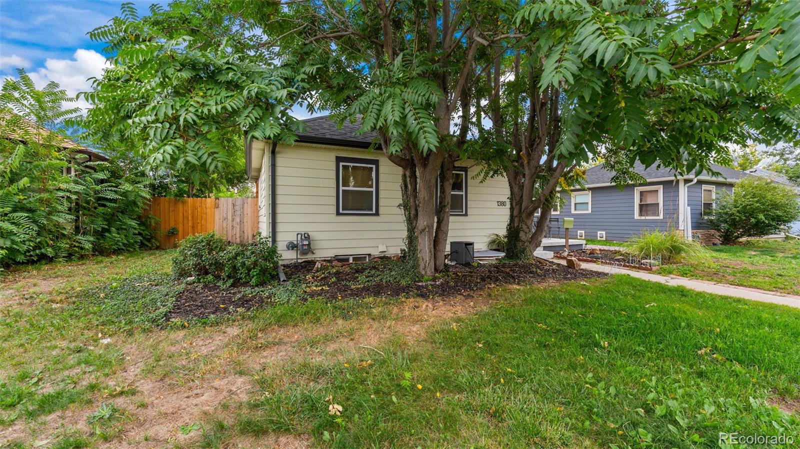 MLS Image #3 for 1380  trenton street,denver, Colorado