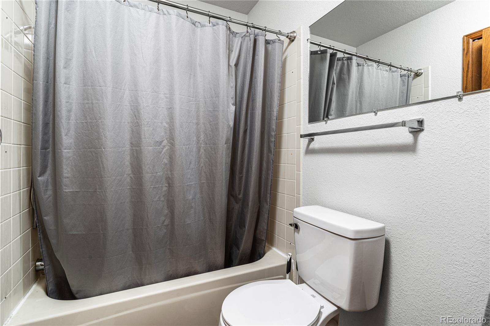 MLS Image #12 for 2106  chautard drive,pueblo, Colorado