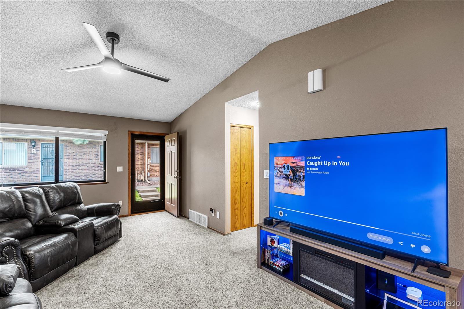 MLS Image #7 for 2106  chautard drive,pueblo, Colorado