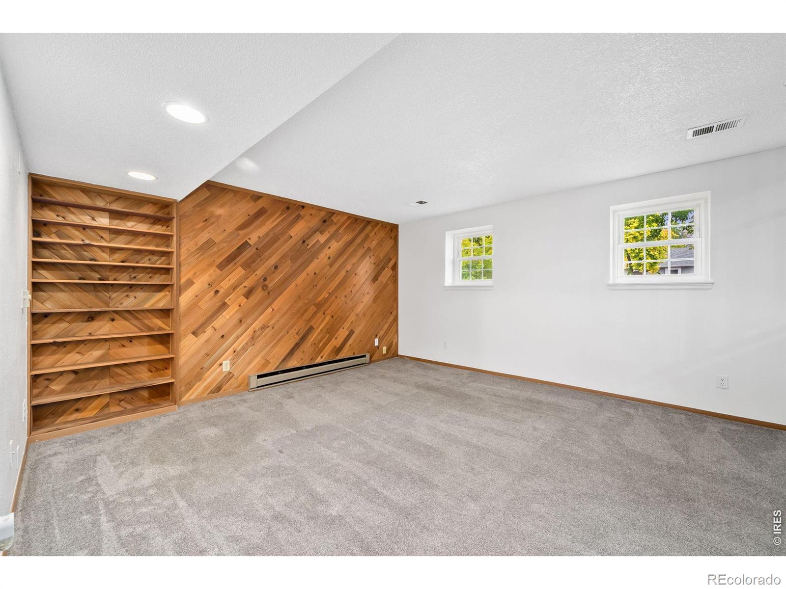 MLS Image #11 for 2418  bowen street,longmont, Colorado