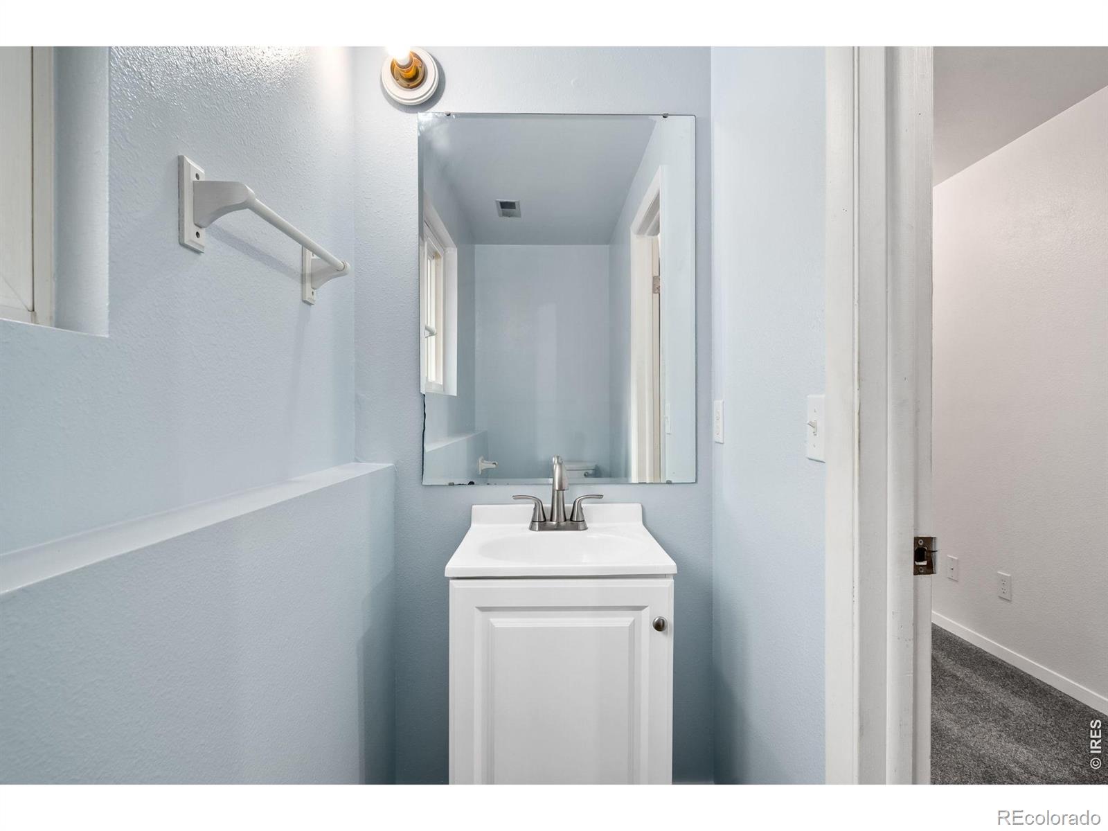 MLS Image #15 for 2418  bowen street,longmont, Colorado
