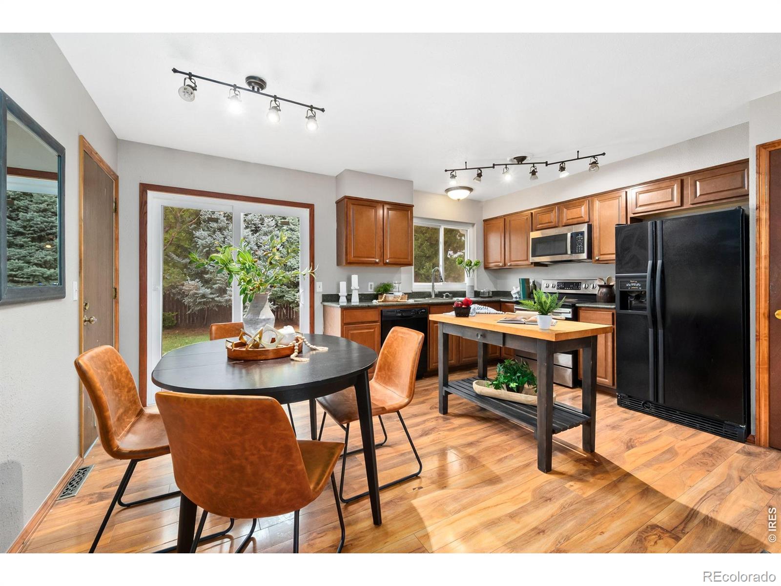 MLS Image #5 for 2418  bowen street,longmont, Colorado