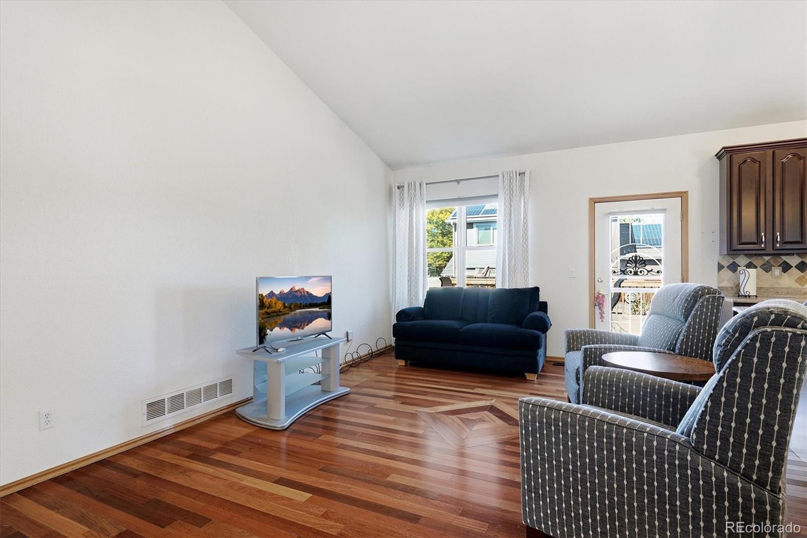 MLS Image #11 for 9103 w capri avenue,littleton, Colorado
