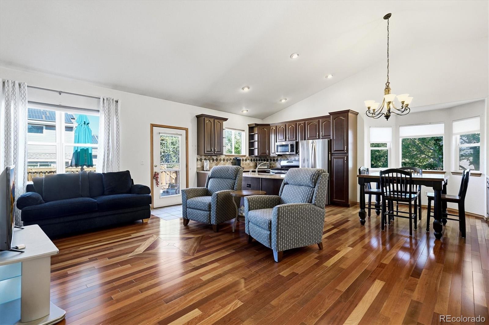 MLS Image #12 for 9103 w capri avenue,littleton, Colorado
