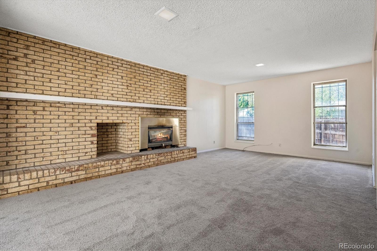 MLS Image #10 for 12980  andrews drive,denver, Colorado