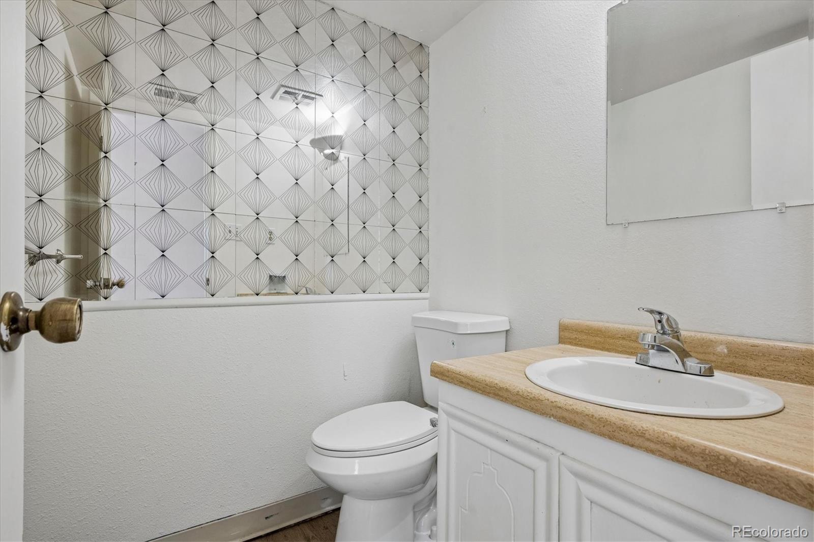 MLS Image #14 for 12980  andrews drive,denver, Colorado