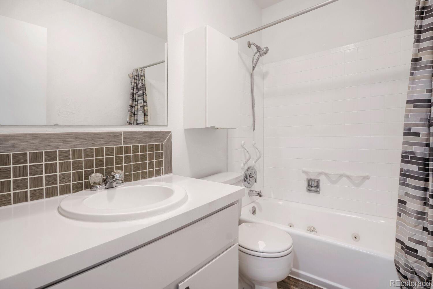 MLS Image #20 for 3812 s fraser street,aurora, Colorado