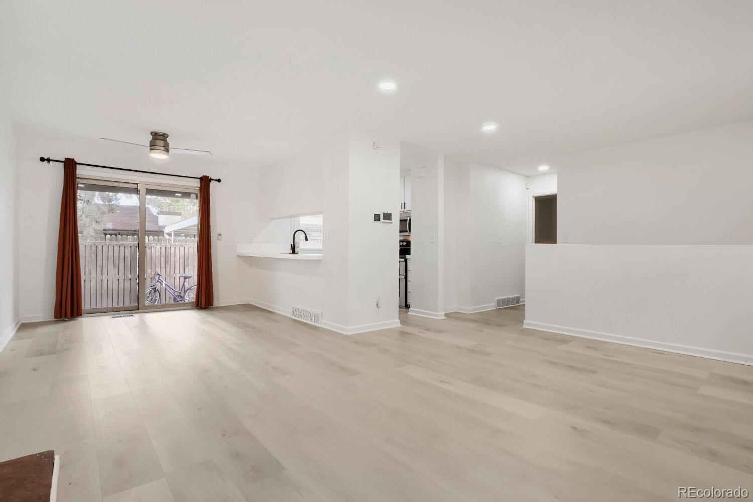 MLS Image #4 for 3812 s fraser street,aurora, Colorado