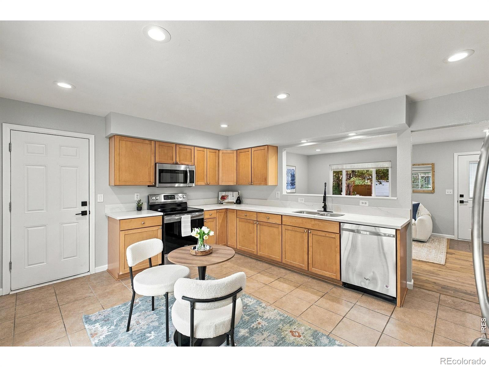 MLS Image #5 for 6441 s eudora way,centennial, Colorado