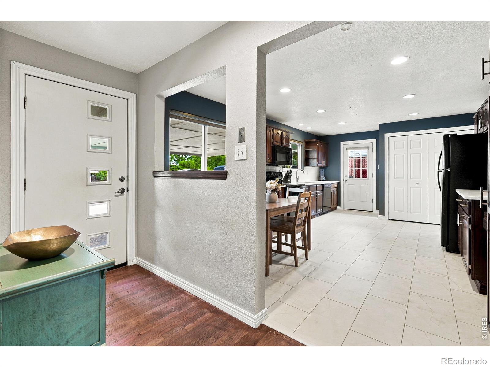 MLS Image #5 for 2717 s osceola way,denver, Colorado