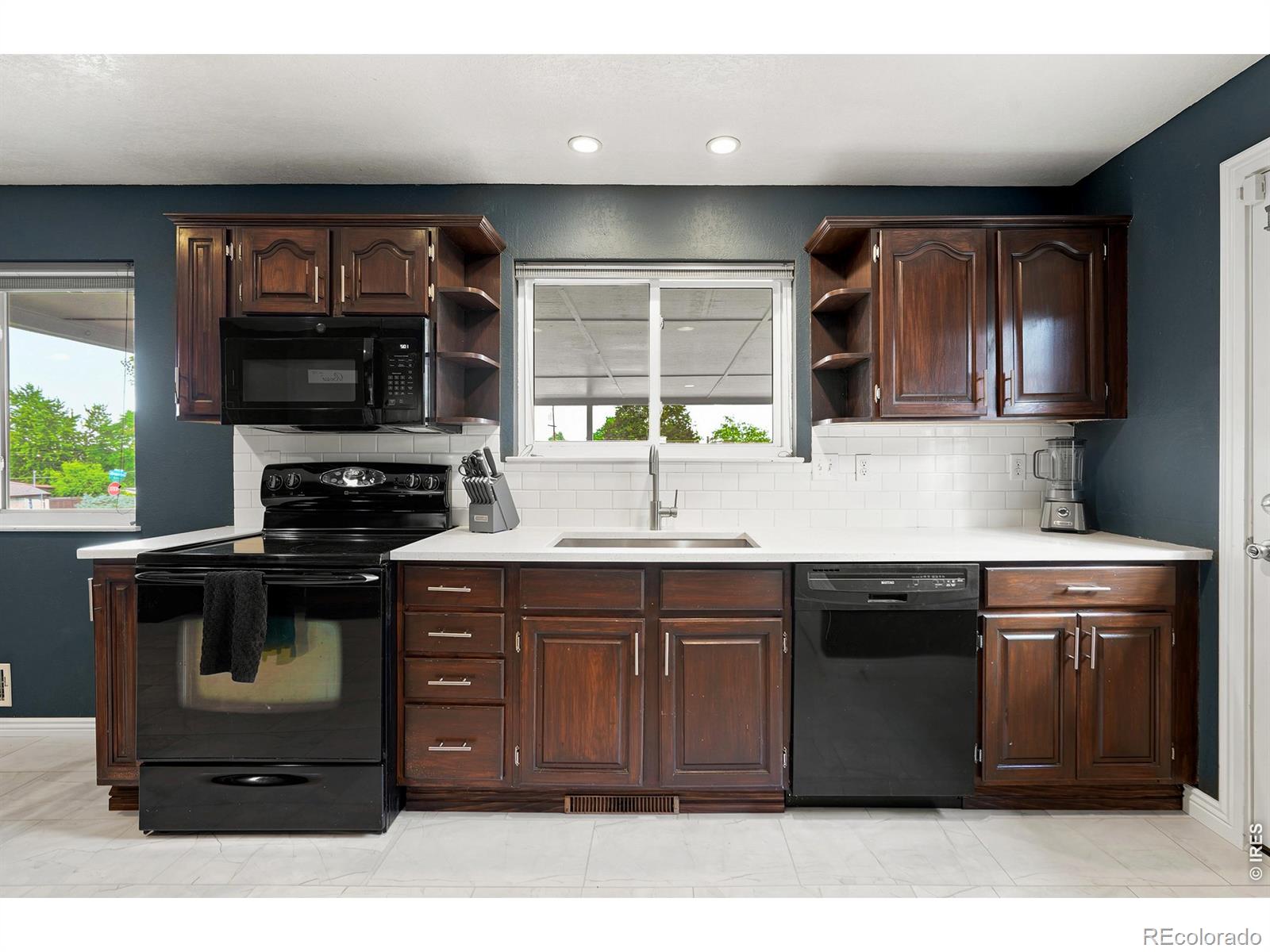 MLS Image #9 for 2717 s osceola way,denver, Colorado