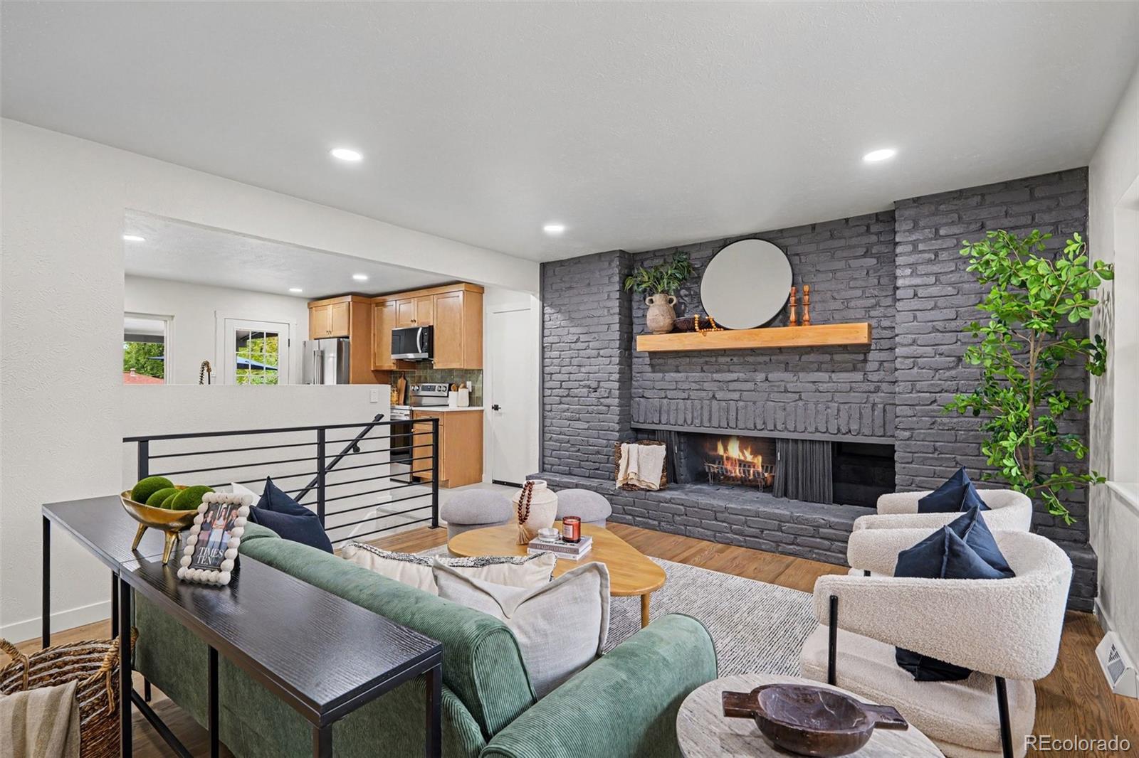 MLS Image #4 for 1714 s vivian court,lakewood, Colorado