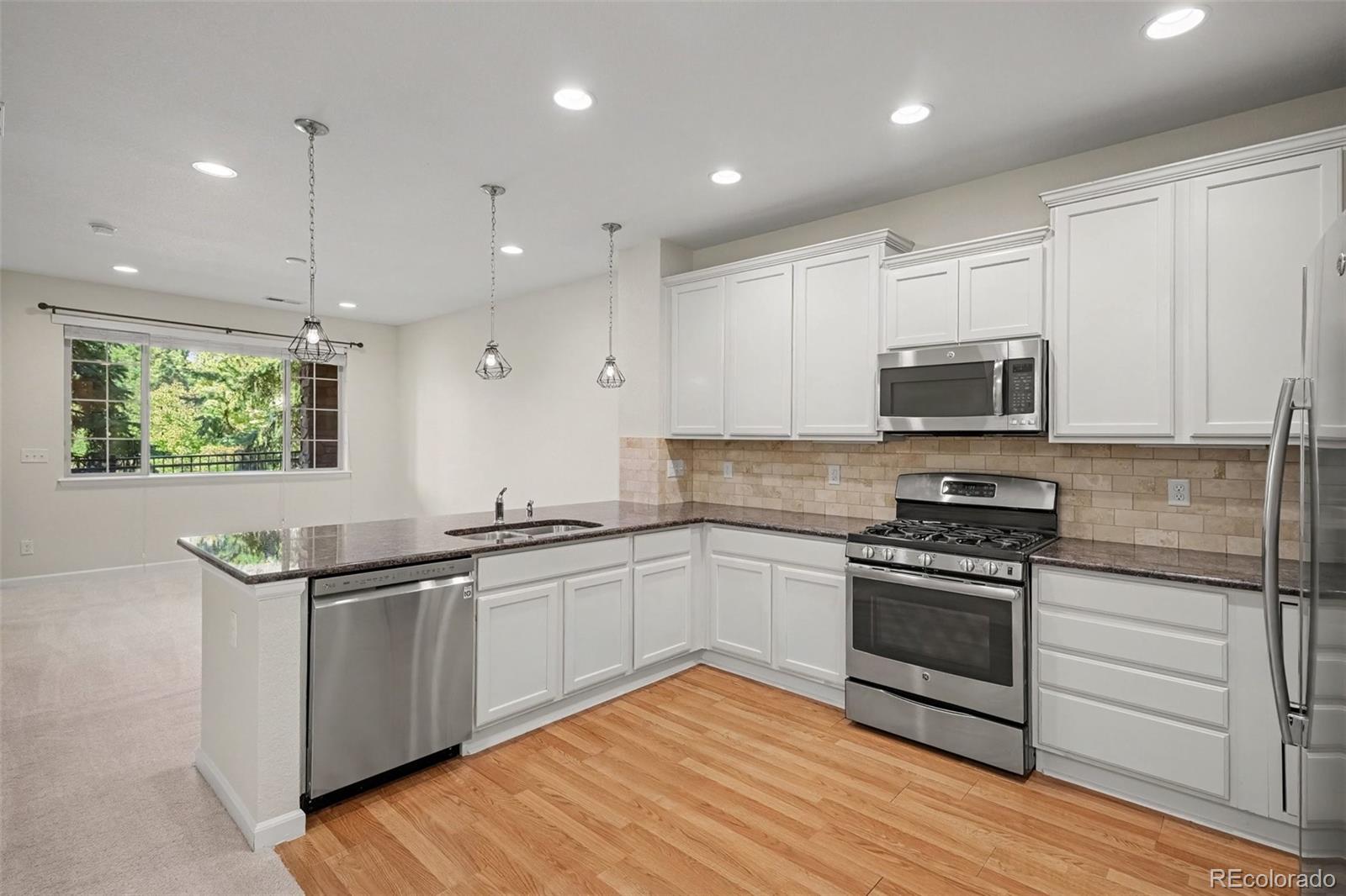 MLS Image #7 for 8985 e phillips drive ,centennial, Colorado