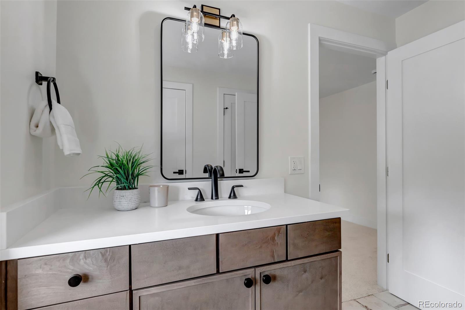 MLS Image #31 for 2357  grove street,denver, Colorado