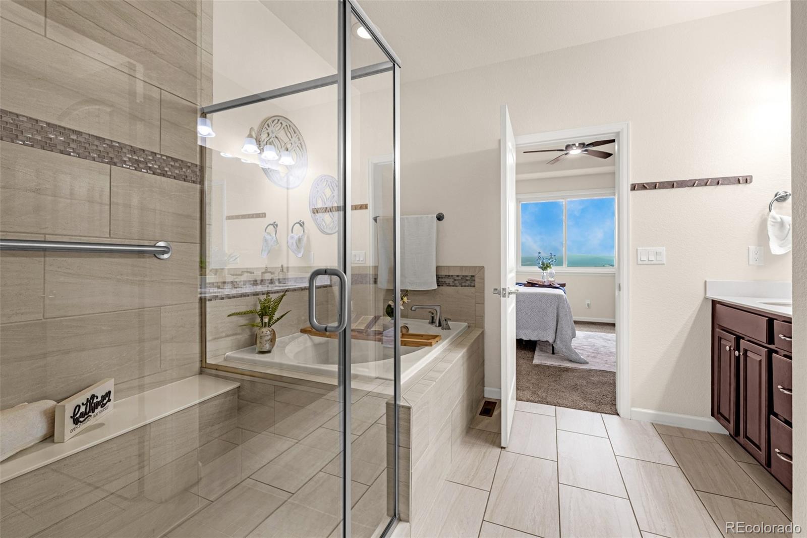 MLS Image #12 for 1434  promontory bluff view,colorado springs, Colorado