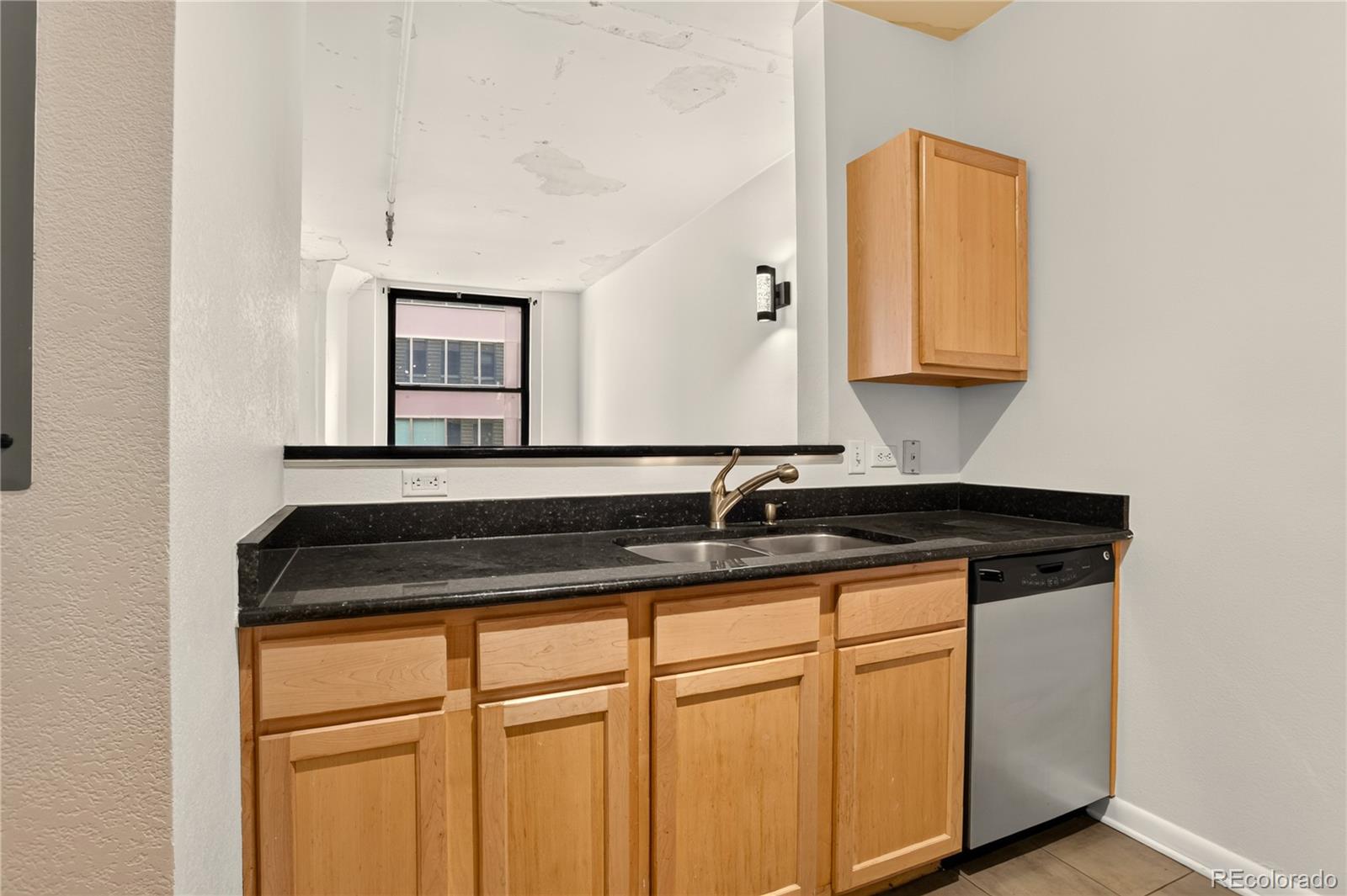 MLS Image #16 for 444  17th street 404,denver, Colorado
