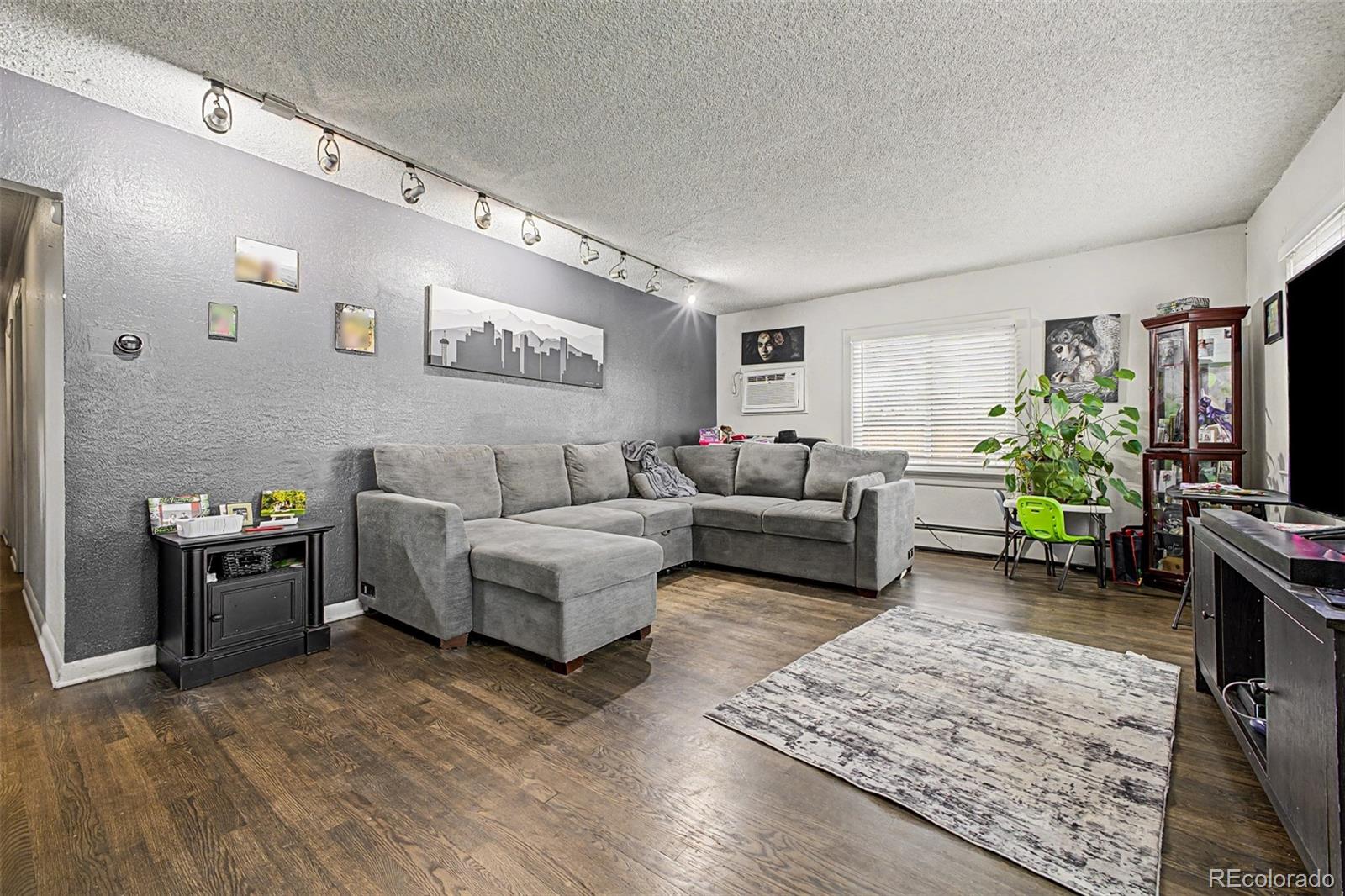 MLS Image #10 for 1565  sheridan boulevard,lakewood, Colorado
