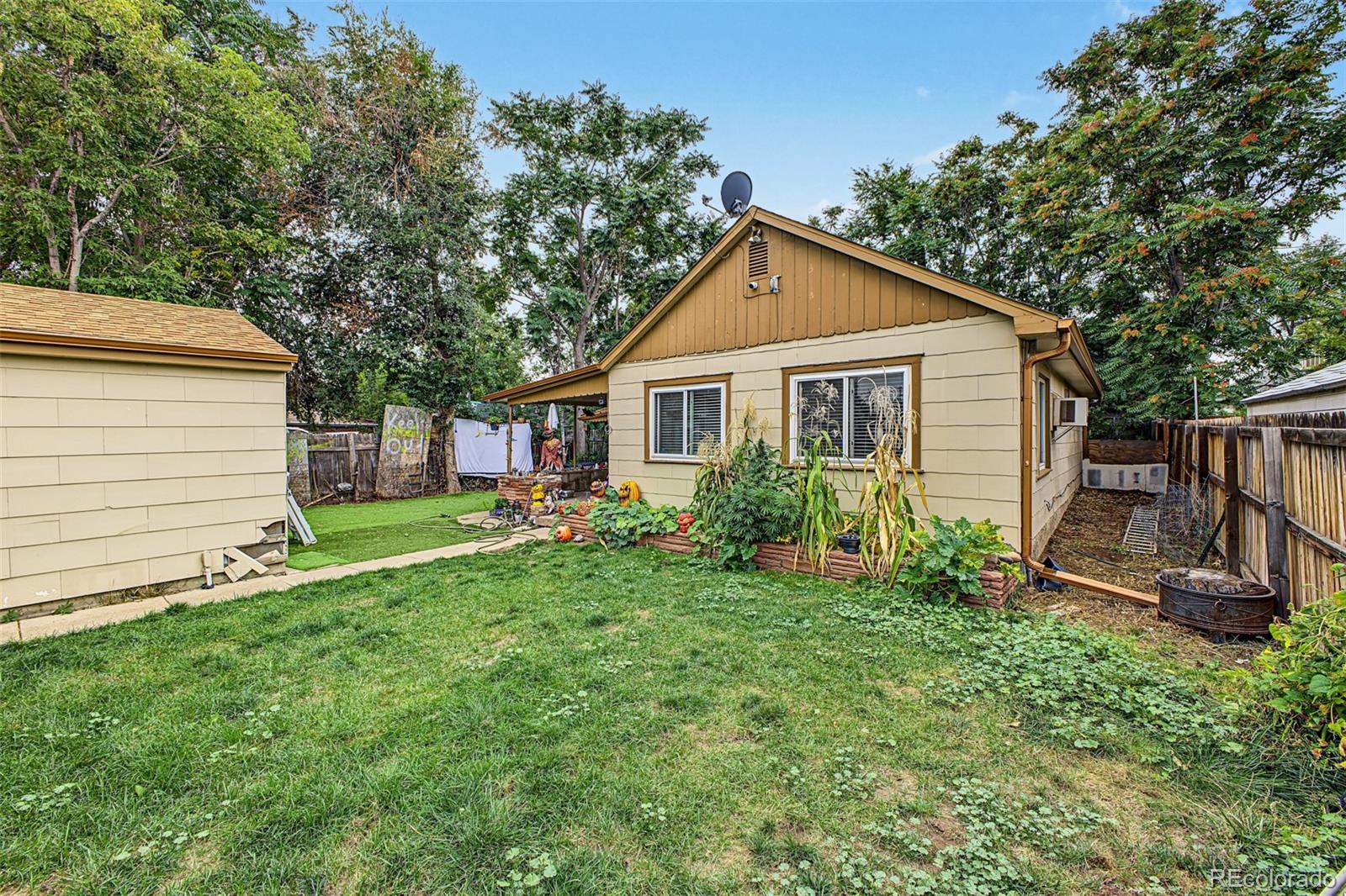 MLS Image #2 for 1565  sheridan boulevard,lakewood, Colorado
