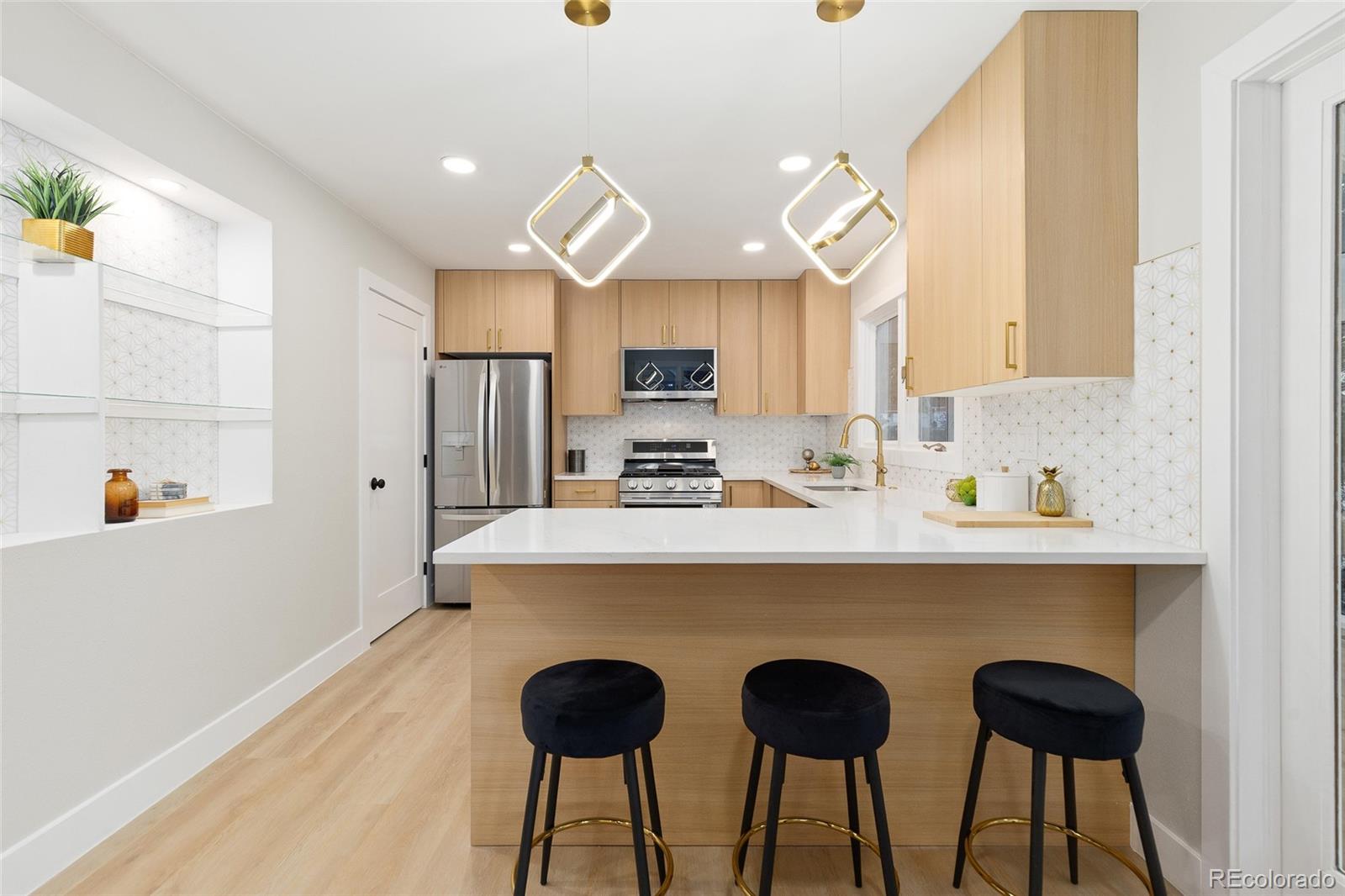 MLS Image #11 for 4505 s yosemite street,denver, Colorado