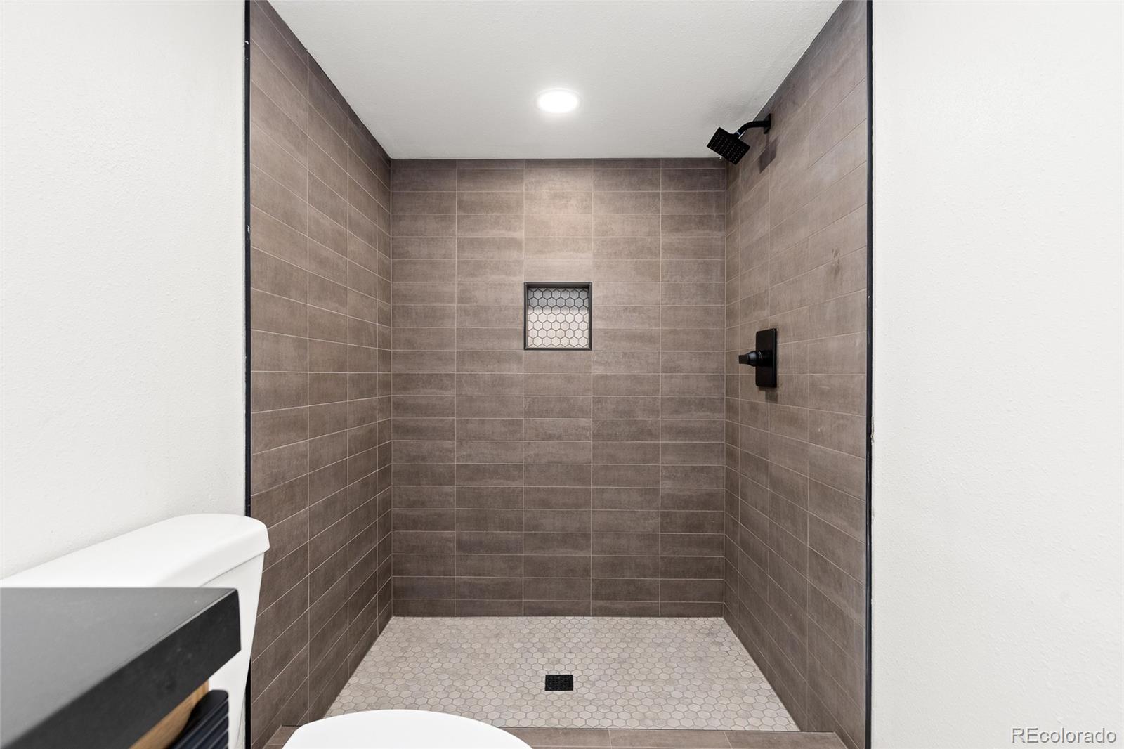 MLS Image #30 for 4505 s yosemite street,denver, Colorado