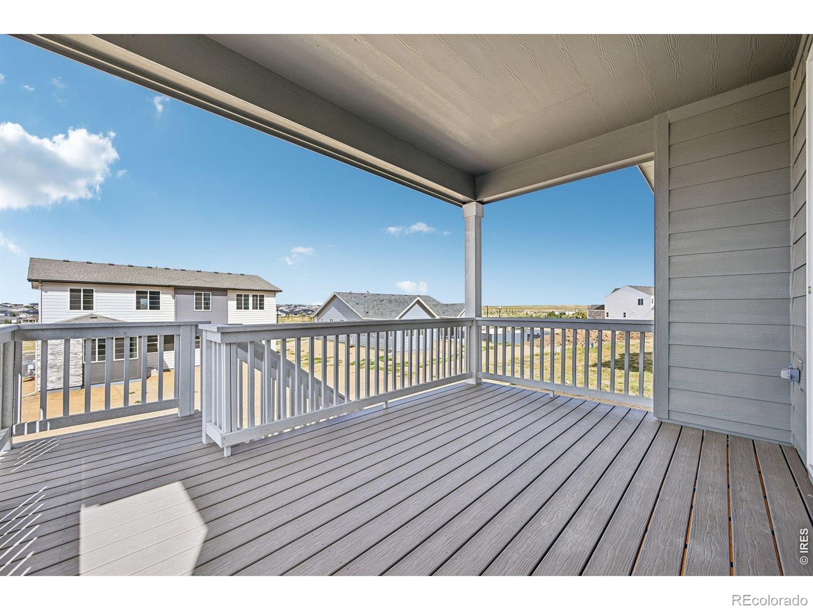 MLS Image #13 for 24377 e river front drive,aurora, Colorado