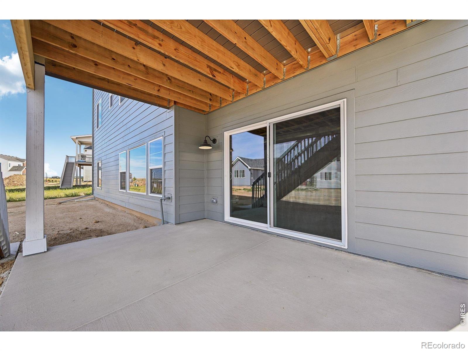 MLS Image #14 for 24377 e river front drive,aurora, Colorado