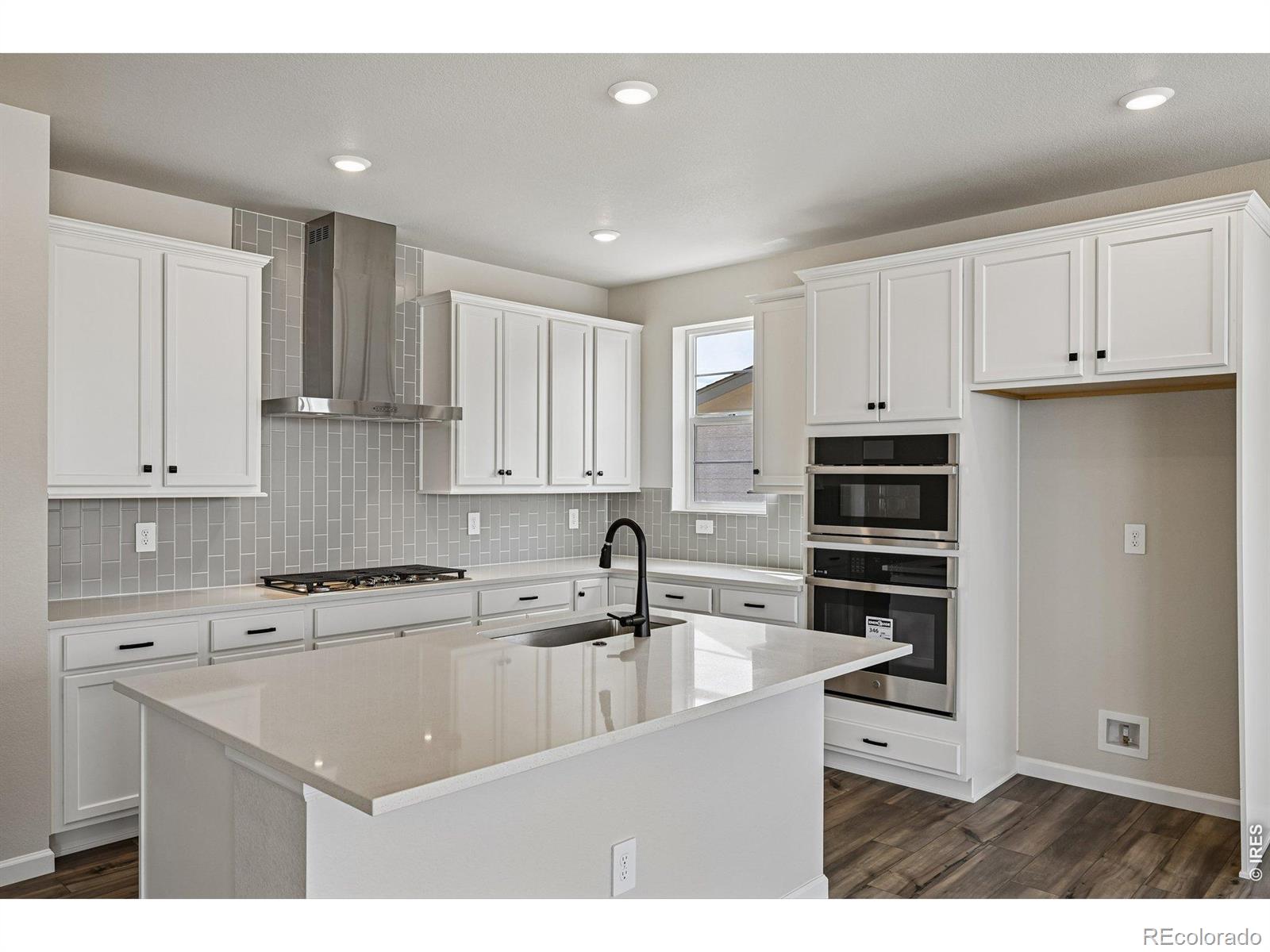 MLS Image #2 for 24377 e river front drive,aurora, Colorado