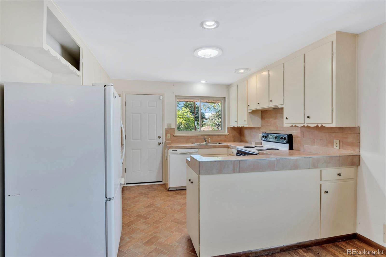 MLS Image #7 for 4295  balsam street,wheat ridge, Colorado