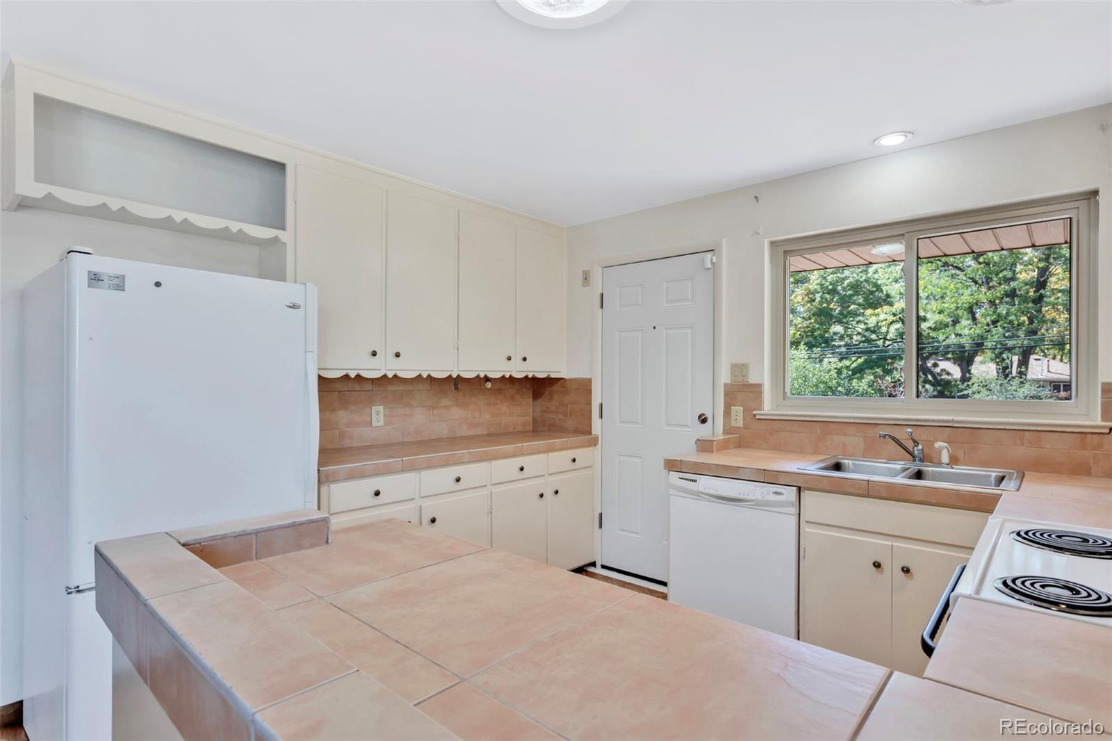 MLS Image #8 for 4295  balsam street,wheat ridge, Colorado