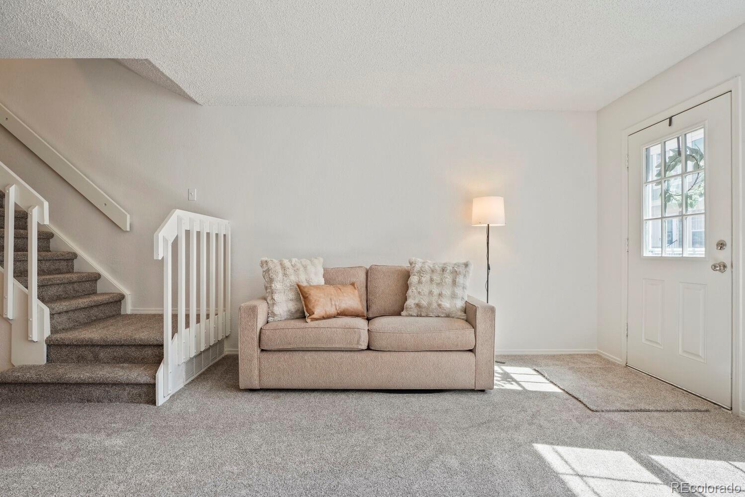 MLS Image #4 for 12063 e hoye drive ,aurora, Colorado