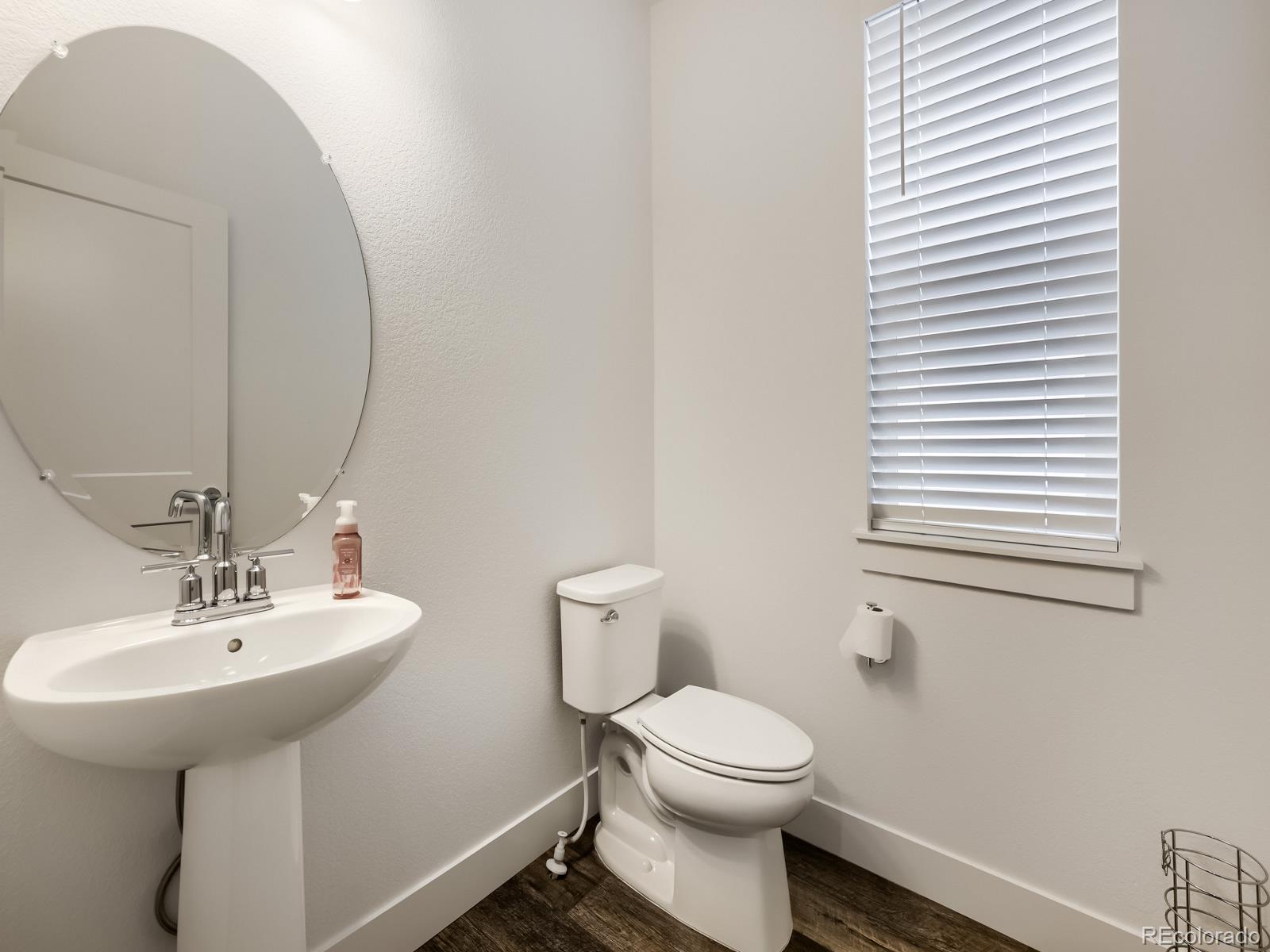 MLS Image #14 for 2901 e 102nd place,thornton, Colorado