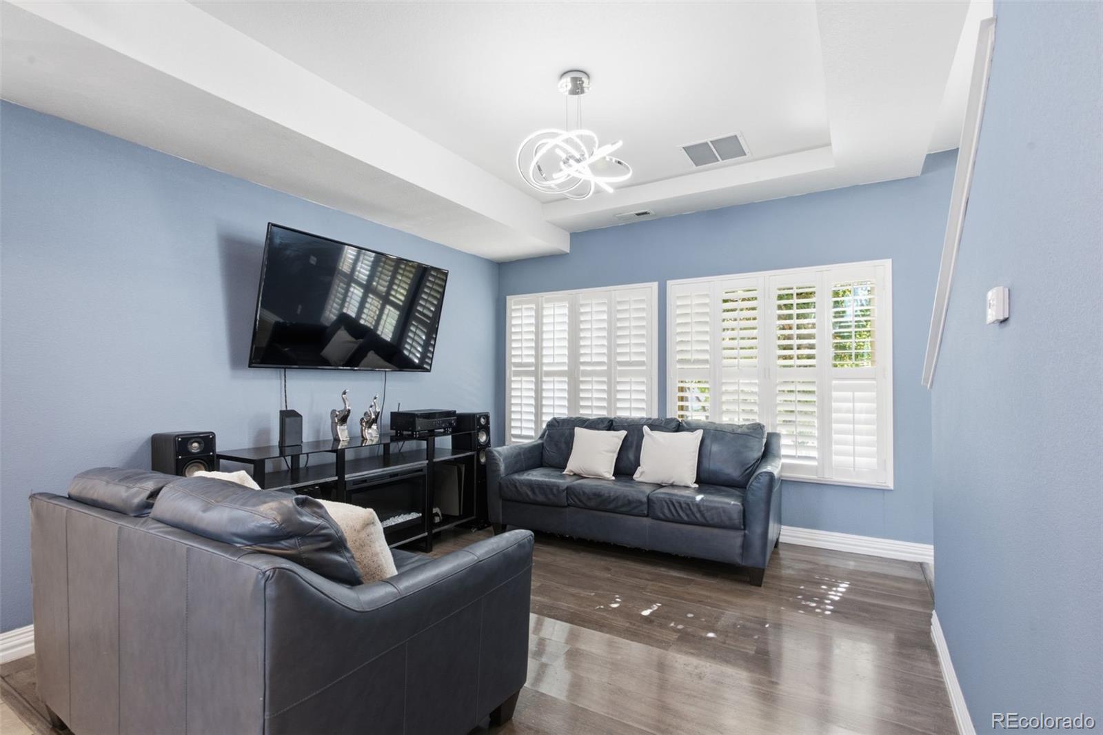 MLS Image #3 for 18619 e 50th place,denver, Colorado