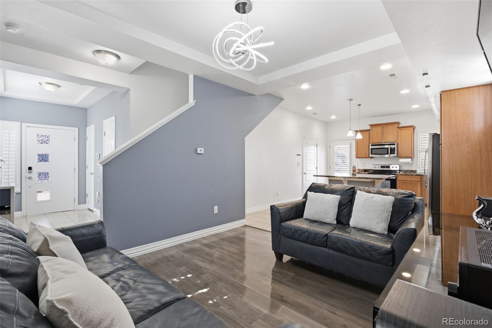 MLS Image #4 for 18619 e 50th place,denver, Colorado