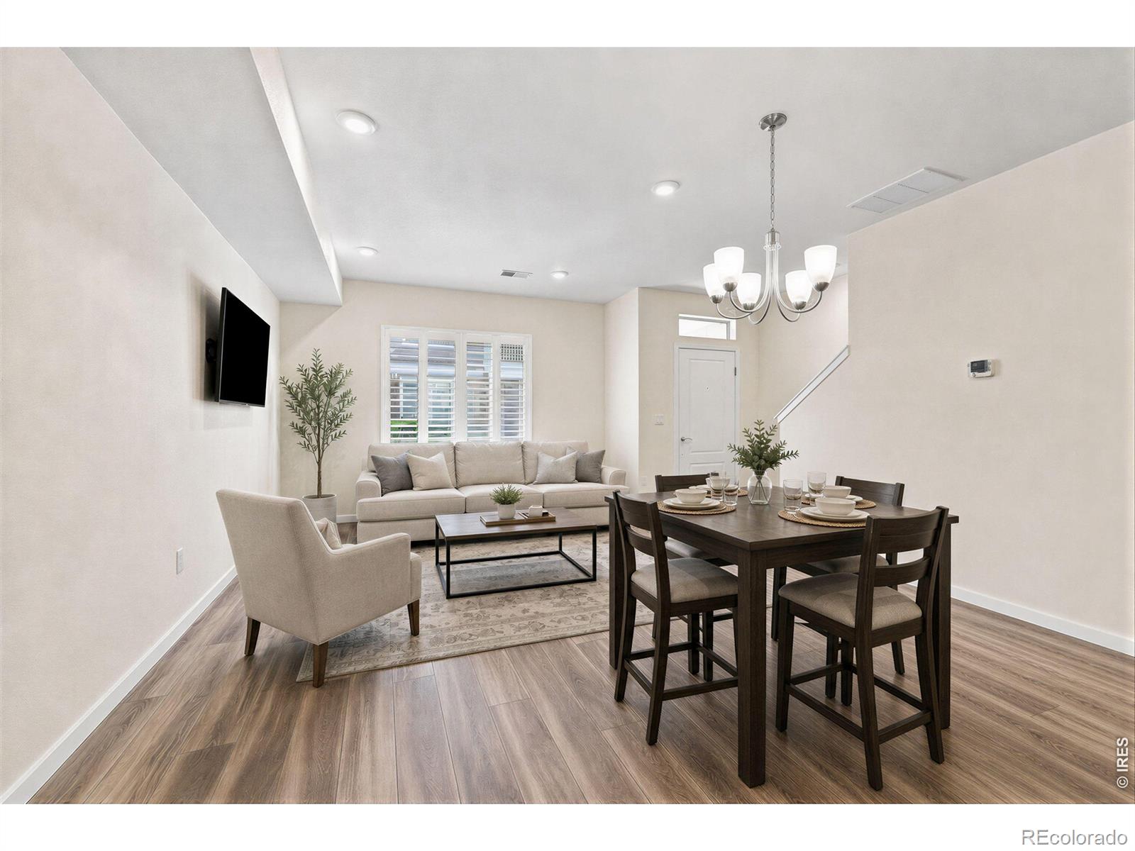 MLS Image #2 for 867 e 98th avenue,thornton, Colorado