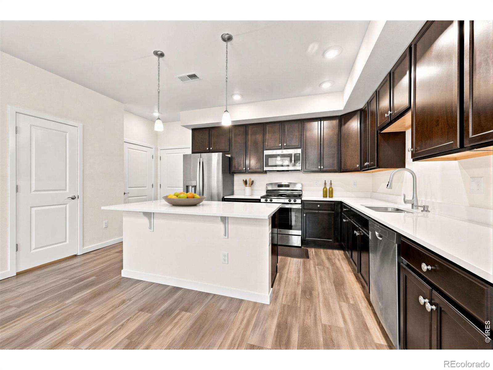MLS Image #4 for 867 e 98th avenue,thornton, Colorado