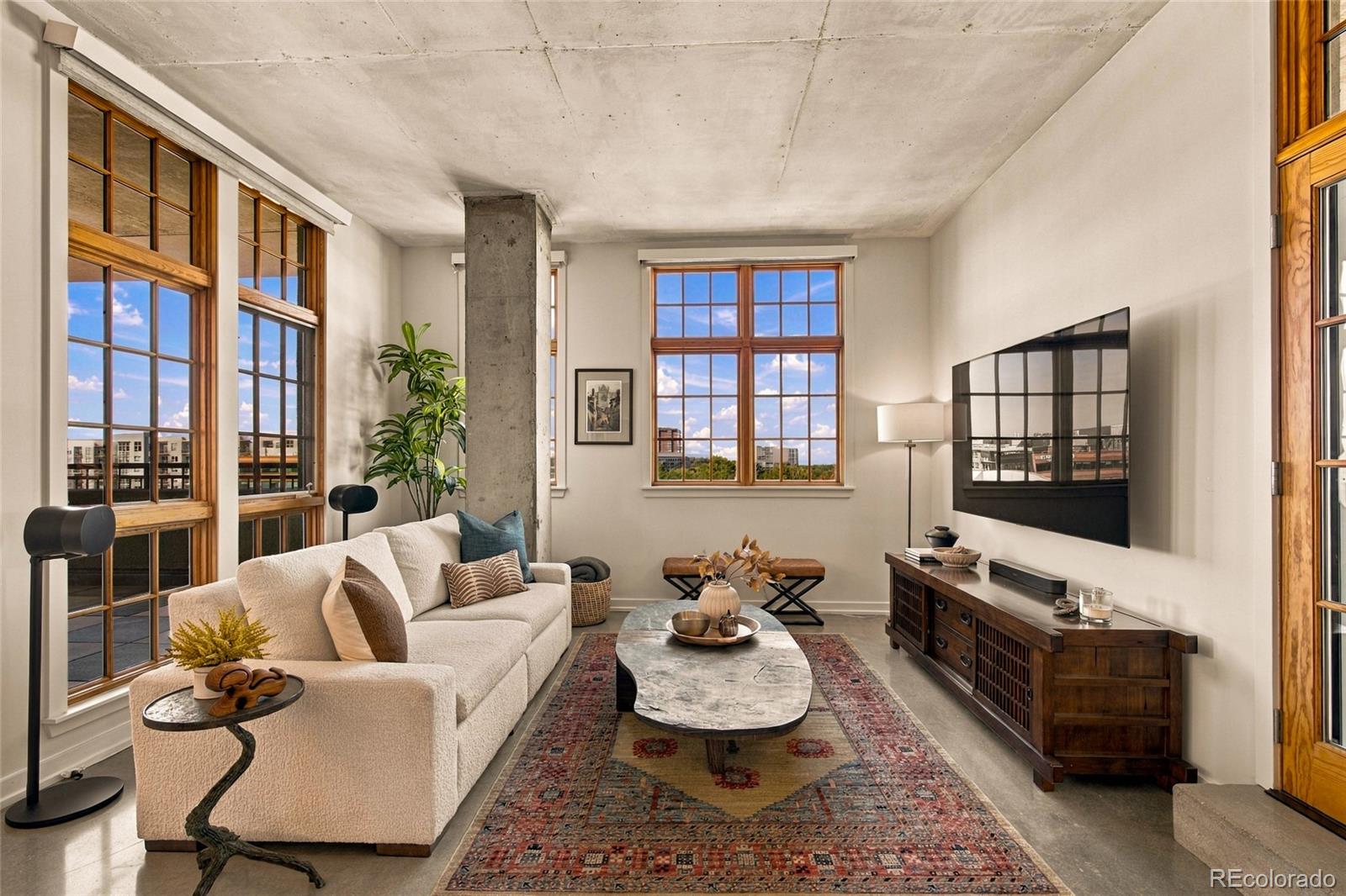 MLS Image #12 for 275 s harrison street,denver, Colorado