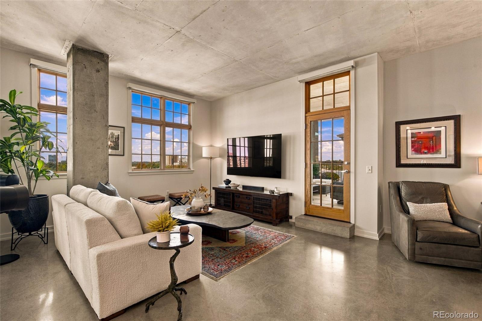 MLS Image #14 for 275 s harrison street,denver, Colorado