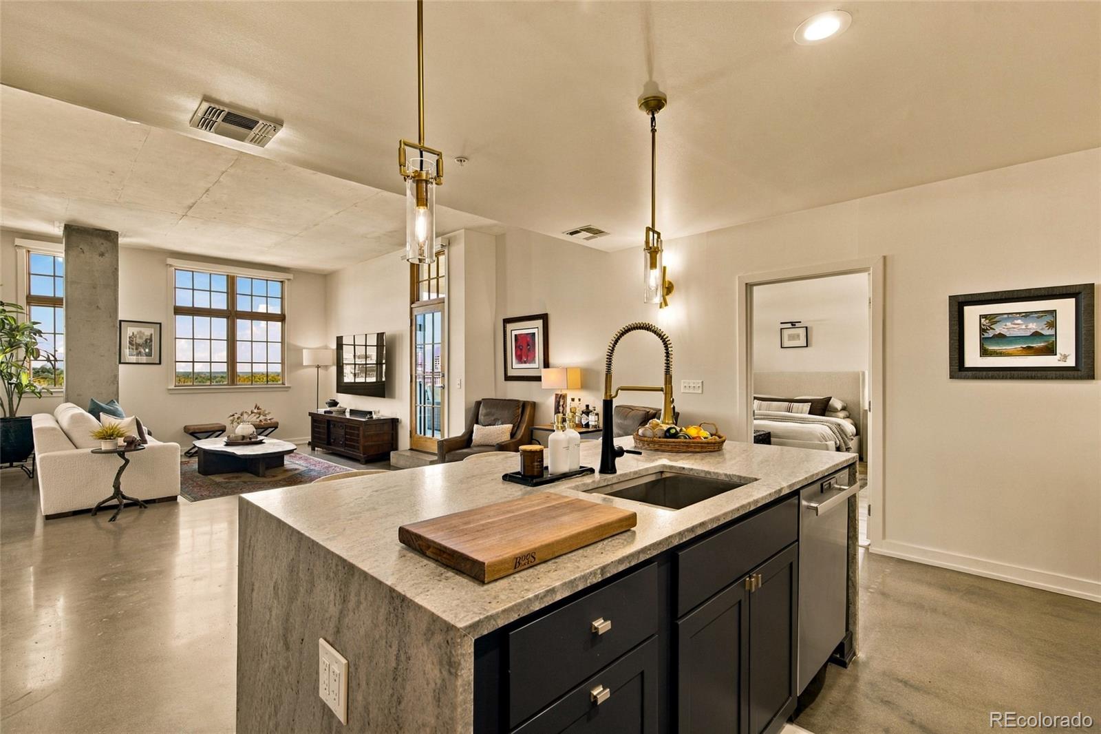 MLS Image #7 for 275 s harrison street,denver, Colorado