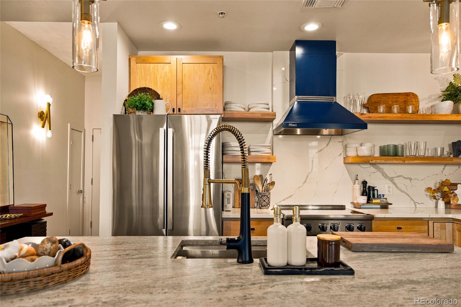MLS Image #8 for 275 s harrison street,denver, Colorado