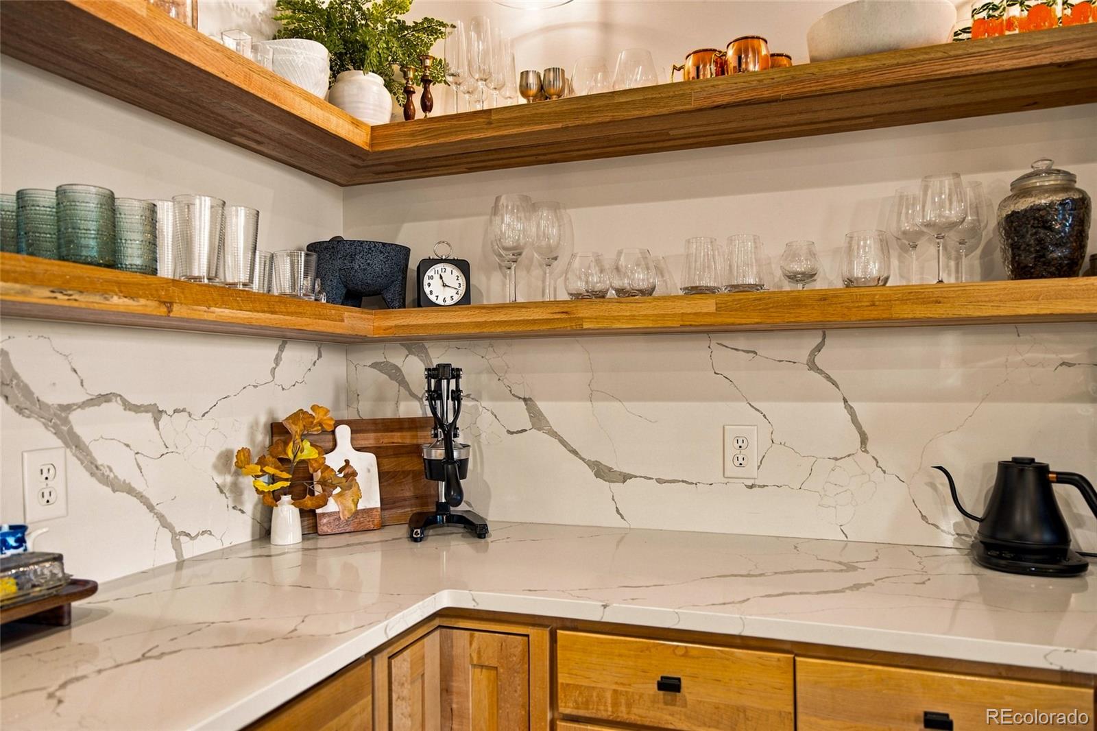 MLS Image #9 for 275 s harrison street,denver, Colorado