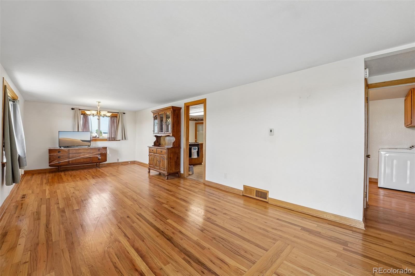 MLS Image #3 for 101  2nd street,dacono, Colorado